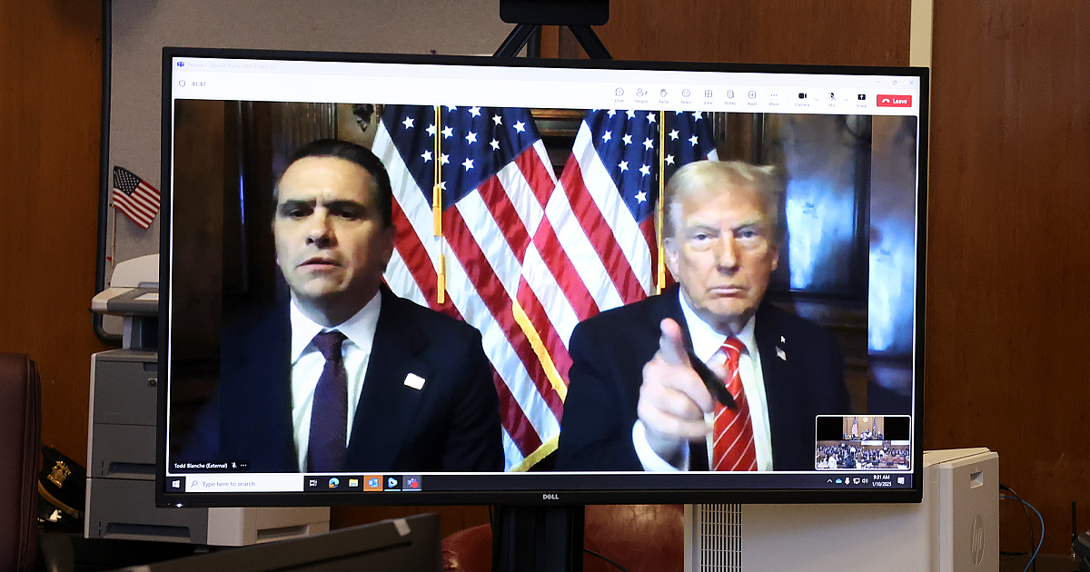 Трамп бизнесийн залилангийн хэргээр ямар ч болзолгүйгээр чөлөөлөгдөнө