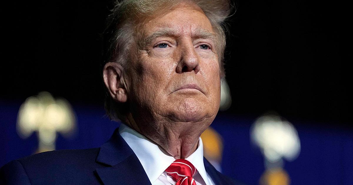 Трампын тангараг өргөх ёслол хүйтний улмаас байшинд шилжсэн байна