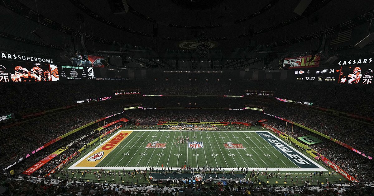 Die Werbekampagne "Er bekommt uns" macht den dritten Super Bowl -Auftritt