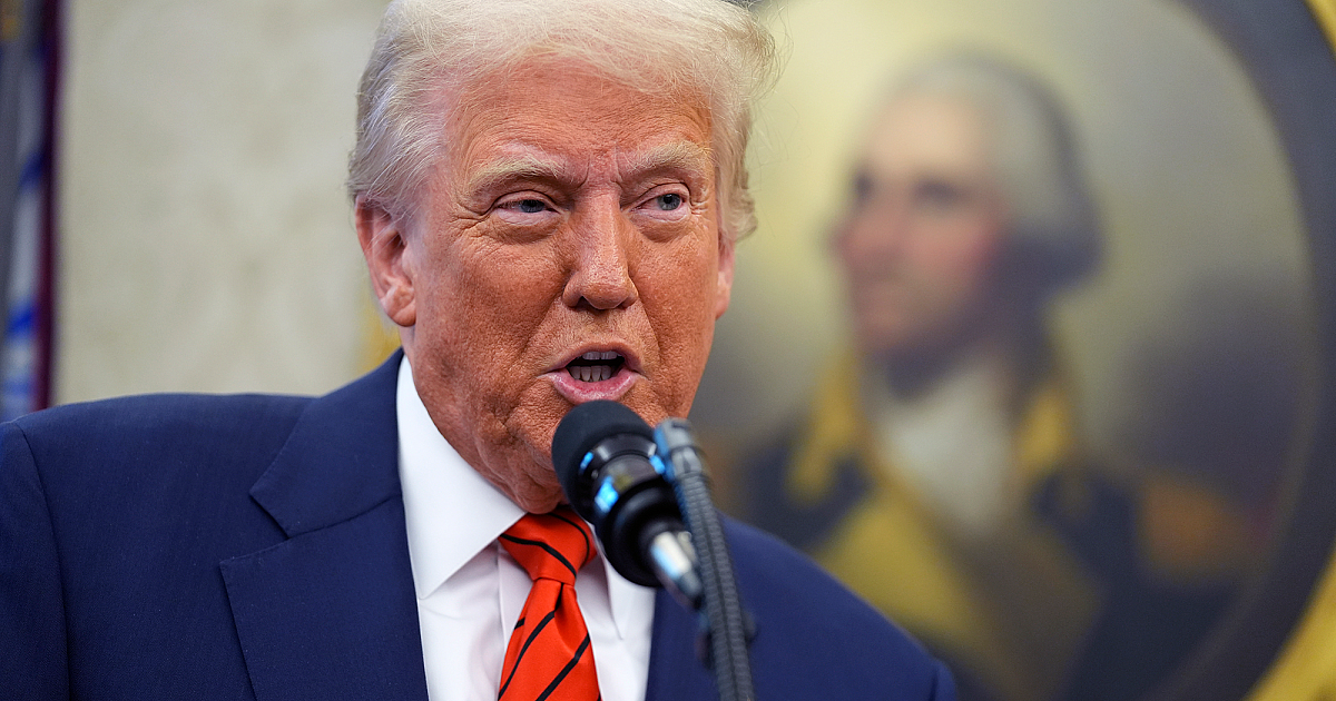 Трамп залбирлын өглөөний ярианд шашны эрх чөлөөг онцлон тэмдэглэв