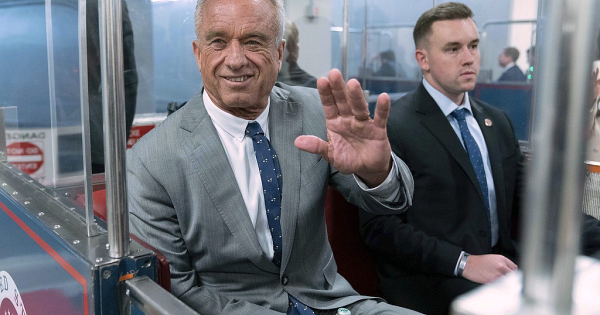Эрүүл мэндийн нарийн бичгийн дарга nominee rfk jr. Анхан шатны саналын дэвшил