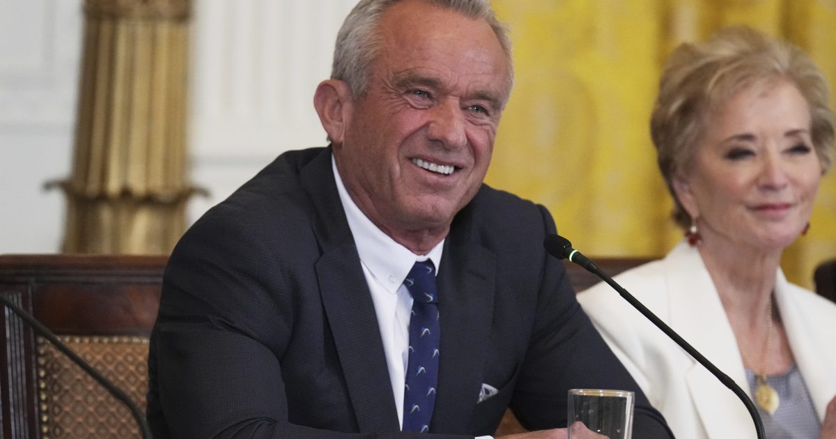 Америкийн хүүхдүүдийн 40 гаруй хувь нь архаг нөхцөлтэй, анхны Maha тайланг хэлж байна