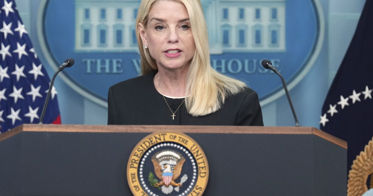 Epstein файлууд нь үнэхээр ямар ч зүйлгүй байсан бол бүгд найрамдахчуудын асуулт