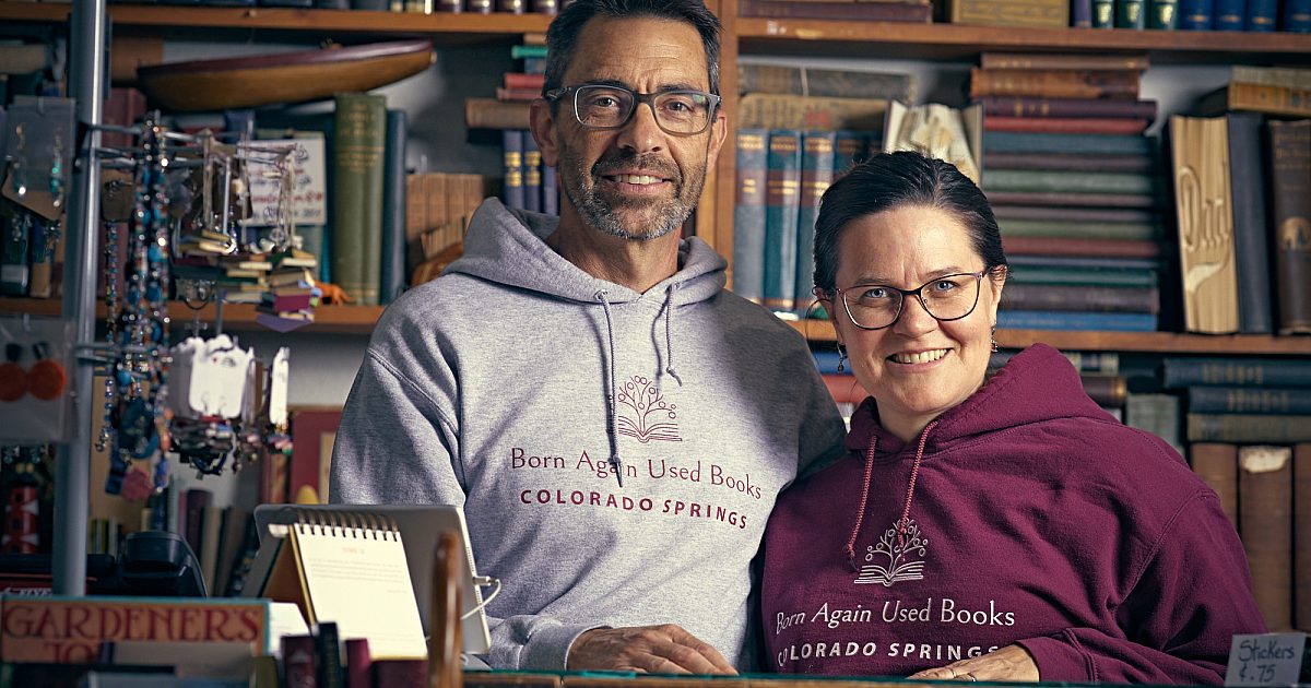 Bookstore нь Колорадо дуудлагад оролцдог