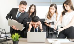 Хуучрах айдас (FOGO) дээд удирдлагад хүрч байна