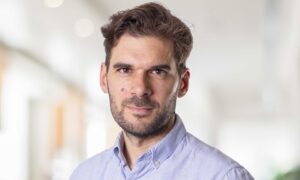 Easor: консалтингийн фирмүүд ба бизнес эрхлэгчдэд зориулсан программ хангамжийн компани