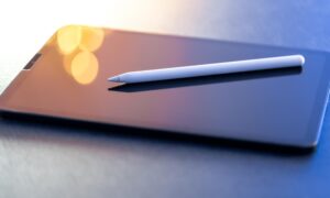AI-аар минутын дотор удирдах боломжтой өдөр тутмын гэрээнүүд