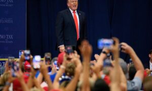 Трампын Freedom 250 фестийн осолтой үйл явдал нь тэр MAGA-ын үнэн цорын ганц алдартан гэдгийг баталдаг