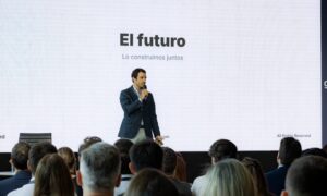 Gerard Callejón, Holded-ийн: Бизнесийг бүрэн нэгтгэн удирдах хүчэнд бид 100% итгэдэг