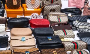 Хуурамч Фендэр гитарууд, UGG гутал болон бусад: Дэлхийг хуулбар бараанууд хэрхэн эзэлсэн бэ