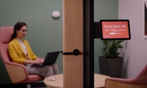 Logitech Spot бодит цагийн ажлын орчны удирдлагыг оновчтой болгодог