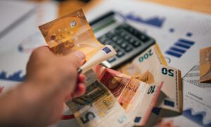 PragmaCash: PragmaGO болон Glovo-ийн шинэ санхүүжилтийн үйлчилгээ