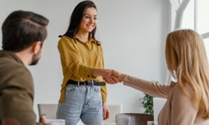 «Step Into Retail» хөтөлбөр эргэн ирлээ: орон нутгийн ажил эрхлэлтийг дэмжих үүргээ бататгаж байна