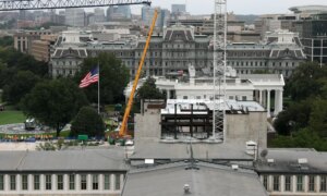 Балрум танхим, Кеннеди төв ба бусад: Трампын барилга барих эрмэлзллийг тайлбарласан
