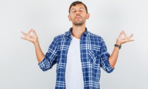 Сандралыг хянах биш, удирдах: Хүнд нөхцөлд тайван байхын арга